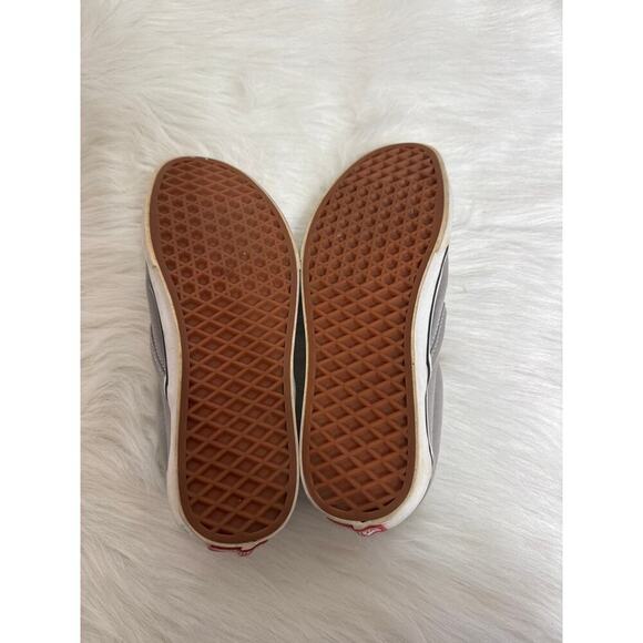 Vans Off The Wall Gray Slip On Shoes Size 9 Womens Trendy - Picture 7 of 7